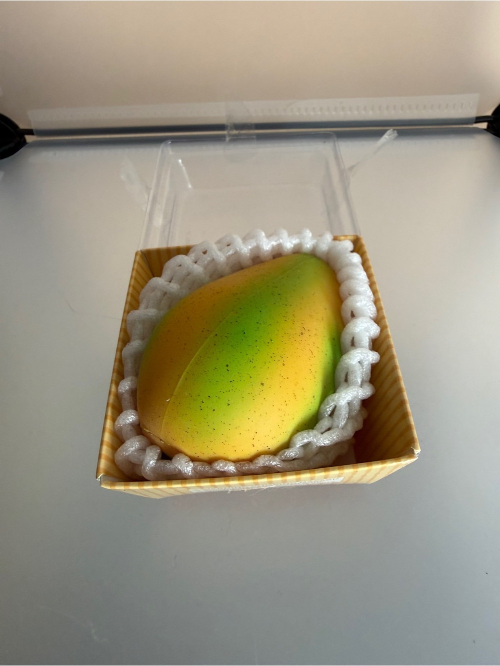 Realistic Mango Squishy 🥭 Super Solid Slow Rising - Picture 3 of 6
